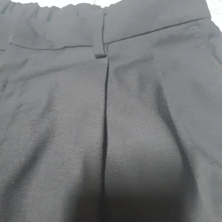 [BUNJANG] Elmood Curved Balloon Pants Charcoal / (엘무드 )커브드 벌룬 팬츠 차콜