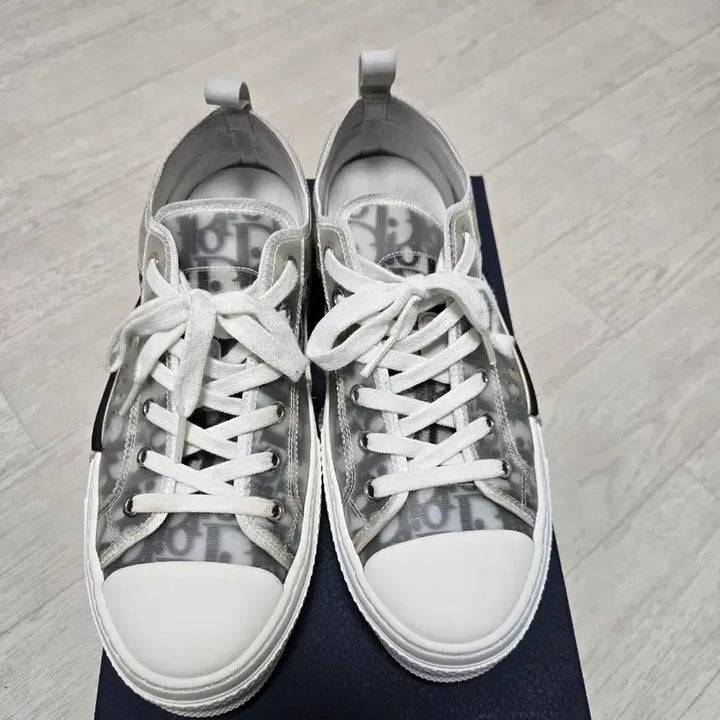 [SOLD OUT] 디올 B23오블리크 eu41사이즈팝니다
