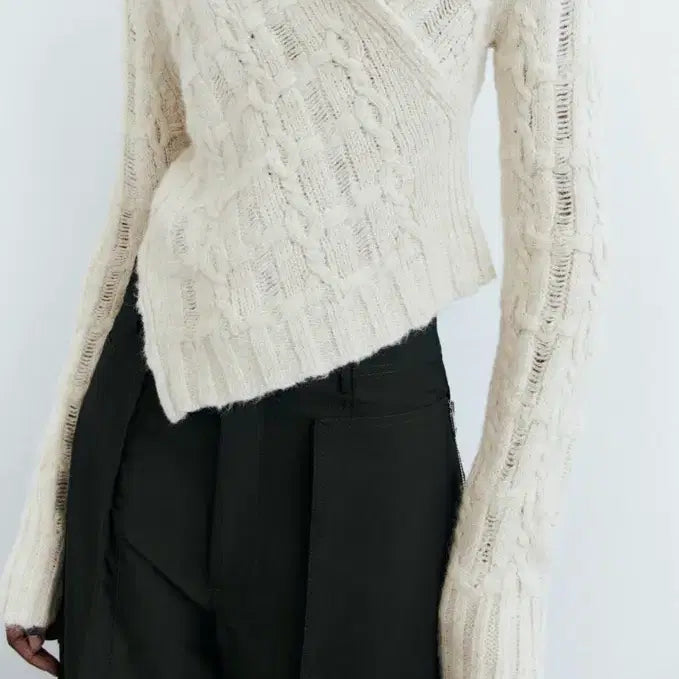 [BUNJANG] ZARA Unbalanced Knit Crop Sweater / ZARA 언밸런스 니트 크롭 스웨터