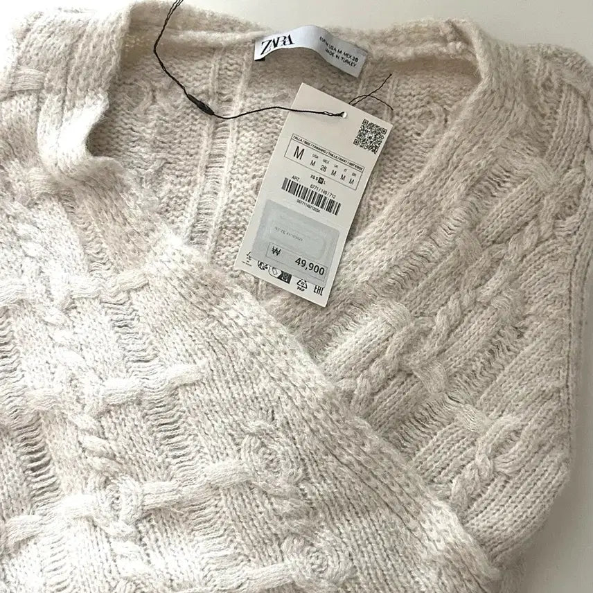 [BUNJANG] ZARA Unbalanced Knit Crop Sweater / ZARA 언밸런스 니트 크롭 스웨터