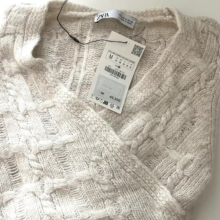 [BUNJANG] ZARA Unbalanced Knit Crop Sweater / ZARA 언밸런스 니트 크롭 스웨터