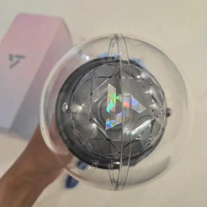 [BUNJANG] SEVENTEEN New Lightstick (Ver. 3) / 세븐틴 뉴뉴 캐럿봉 (ver3)
