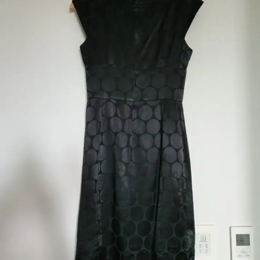 [BUNJANG] Banana Republic Black Polka Dot Dress / 바나나리퍼블릭 블랙 도트 무늬 원피스