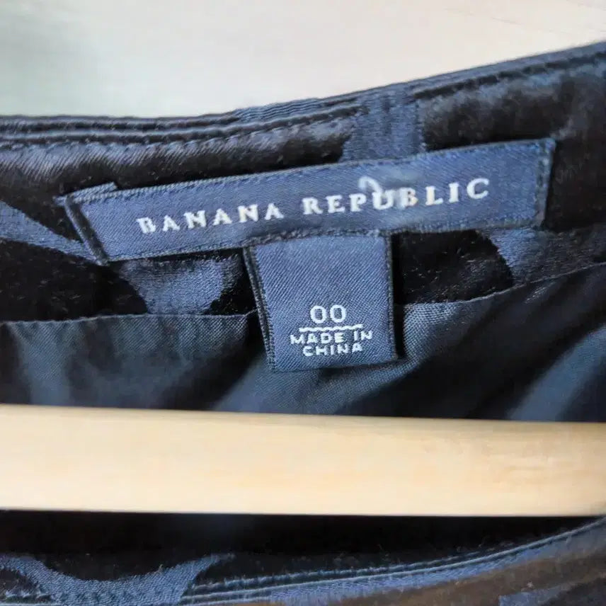 [BUNJANG] Banana Republic Black Polka Dot Dress / 바나나리퍼블릭 블랙 도트 무늬 원피스