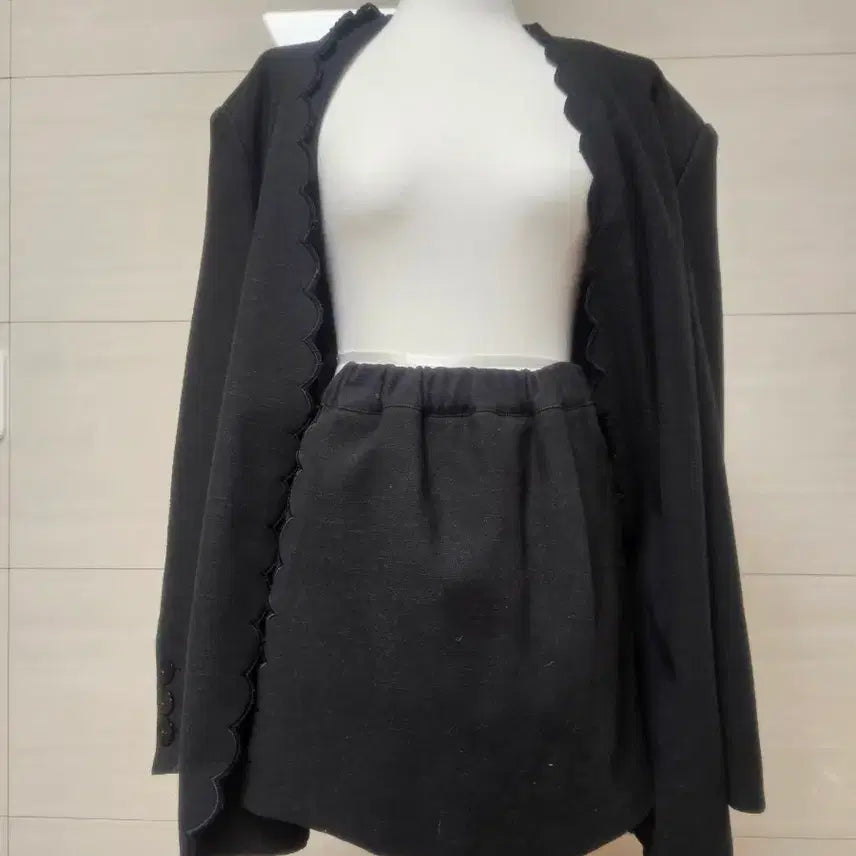 [BUNJANG] A2 Black Mini Wrap Design Skirt Pants / 랩디자인 치마 바지 (스커트팬츠)