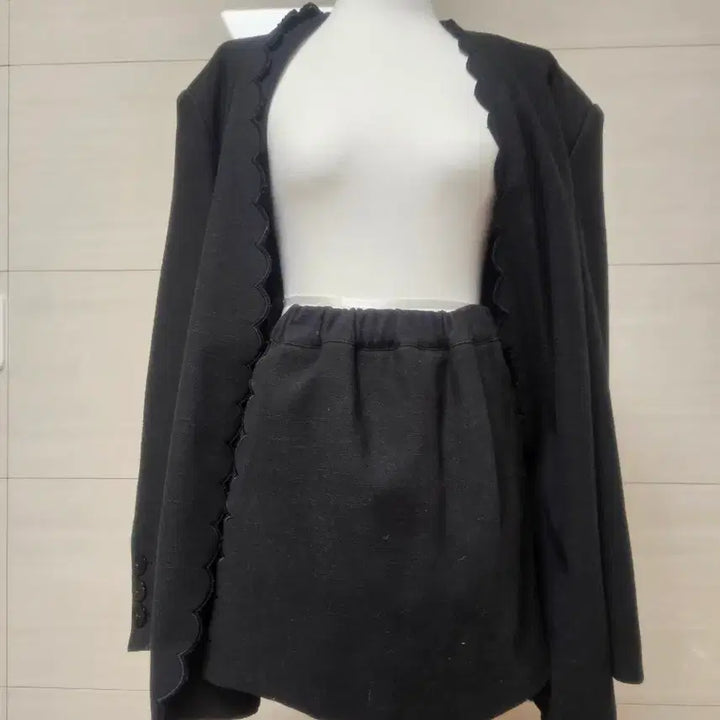 [BUNJANG] A2 Black Mini Wrap Design Skirt Pants / 랩디자인 치마 바지 (스커트팬츠)