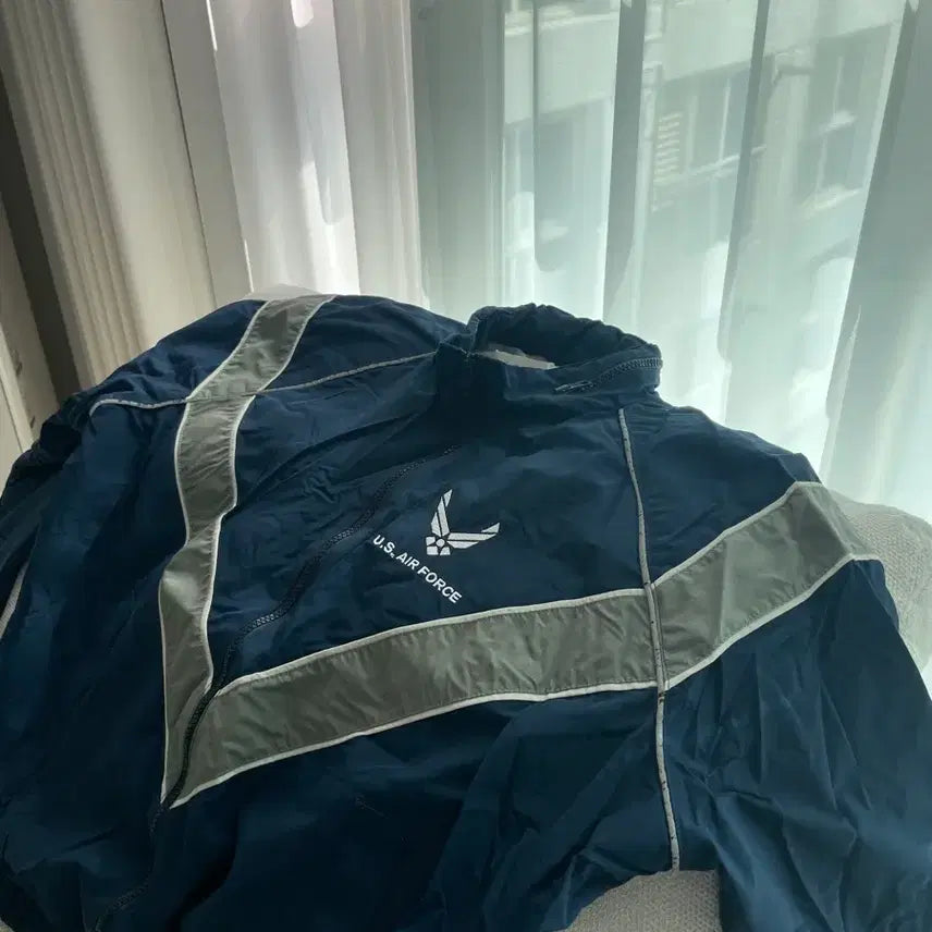 [BUNJANG] U.S. Air Force Navy Windbreaker Jacket / 미공군 U.S. AIR FORCE 바람막이 네이비
