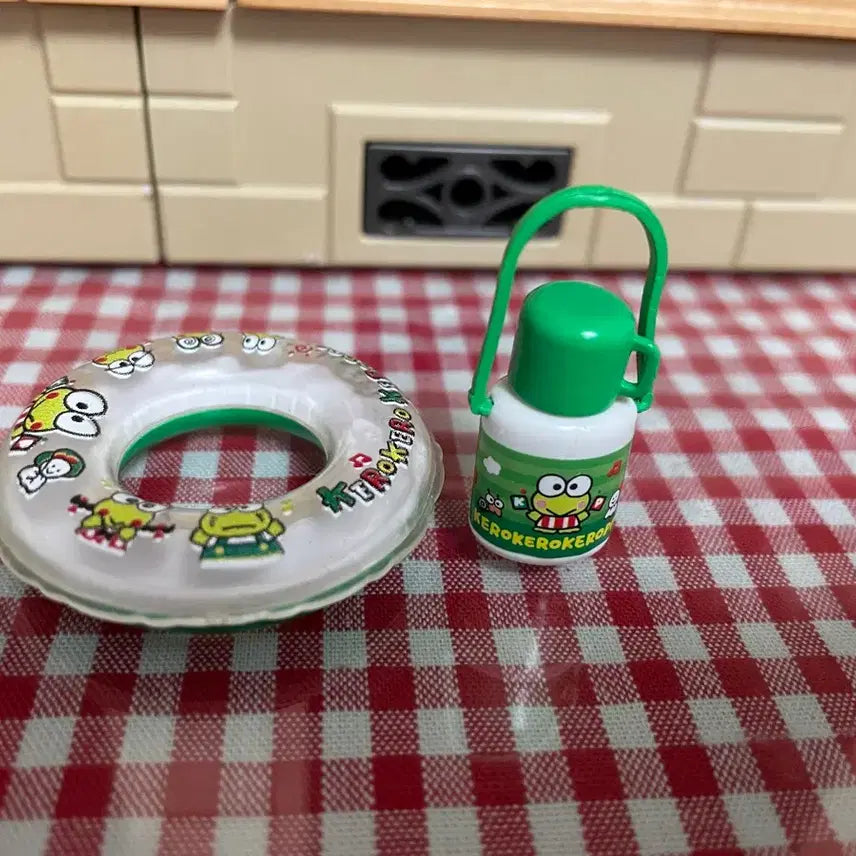 [BUNJANG] Sanrio Re-Ment Tube and Water Bottle Set / 산리오리멘트식완