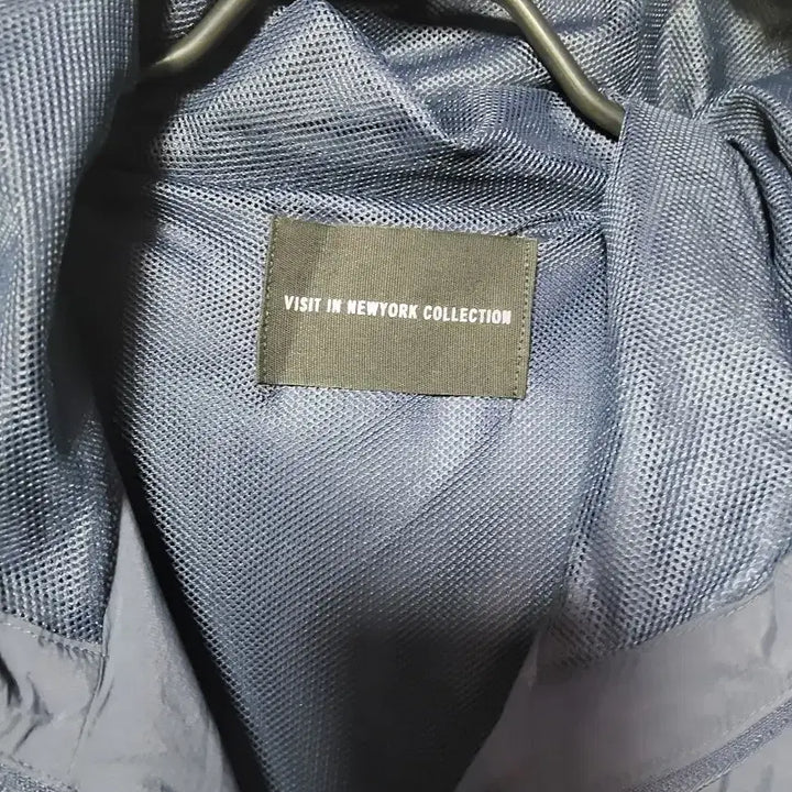 [BUNJANG] Visit in New York String Flare Hooded Long Coat / 비지트인뉴욕 바스락 스트링 플레어 후드 롱코트