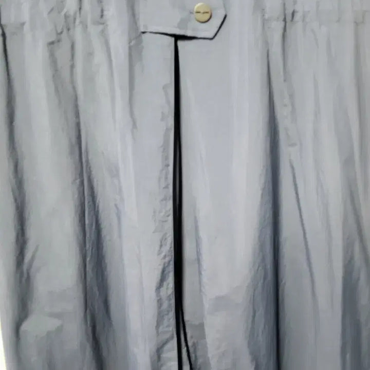 [BUNJANG] Visit in New York String Flare Hooded Long Coat / 비지트인뉴욕 바스락 스트링 플레어 후드 롱코트