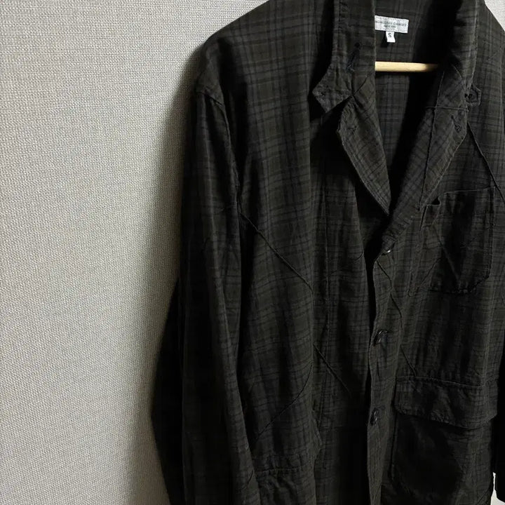 [SOLD OUT] 엔지니어드가먼츠 로이터 자켓 핀턱스몰플레이드 S사이즈