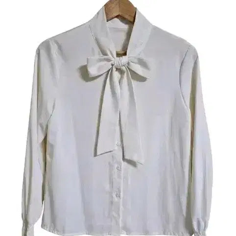 [SOLD OUT] 화이트 리본 블라우스 2벌 일괄 가격