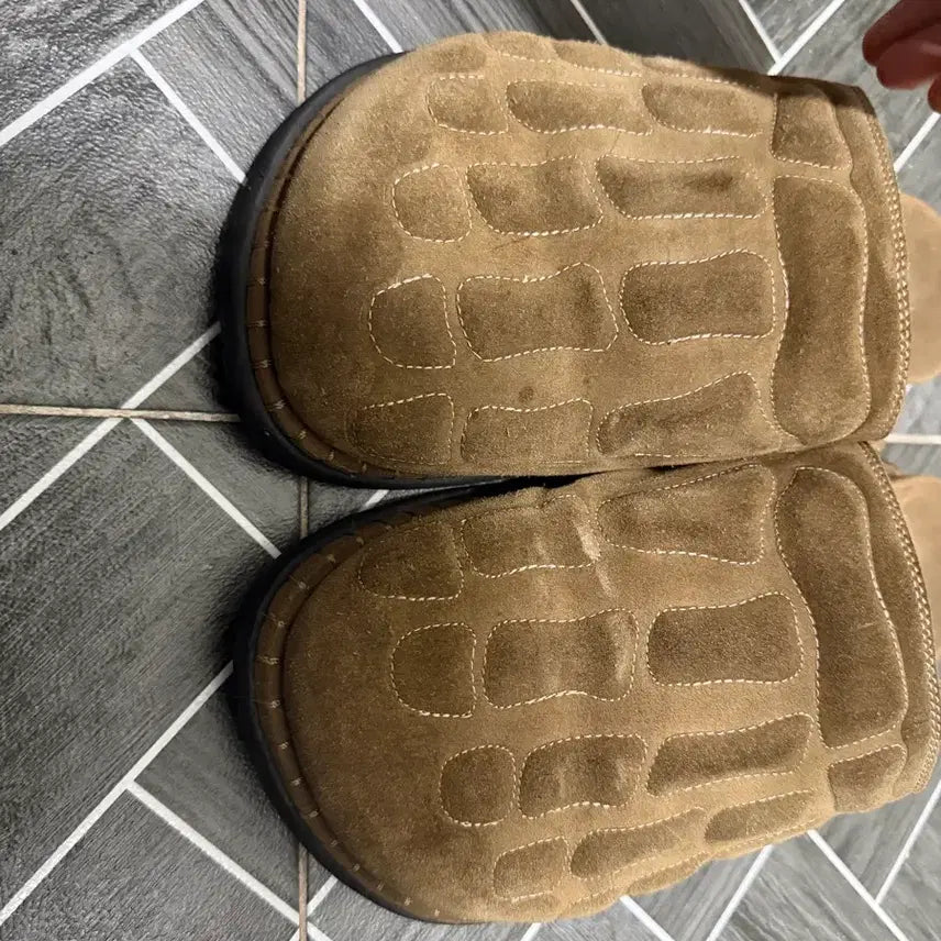 [BUNJANG] Kinch Lee Yebon Mules Size 270 / 킨치 이예본 뮬 270사이즈 풀박