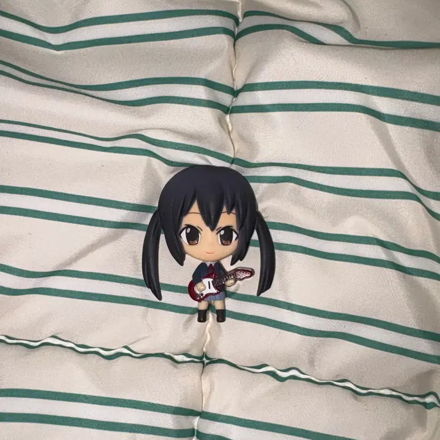 [BUNJANG] K-ON Azusa Mini Magnet Figure / 고전 케이온 아즈사 미니자석 피규어