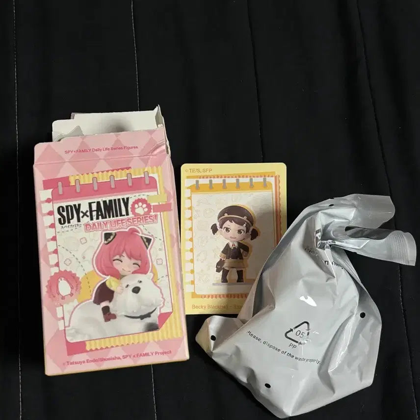 [BUNJANG] Pop Mart Spy x Family Becky Figure (Sealed) / 미개봉) 팝마트 스파이패밀리 베키