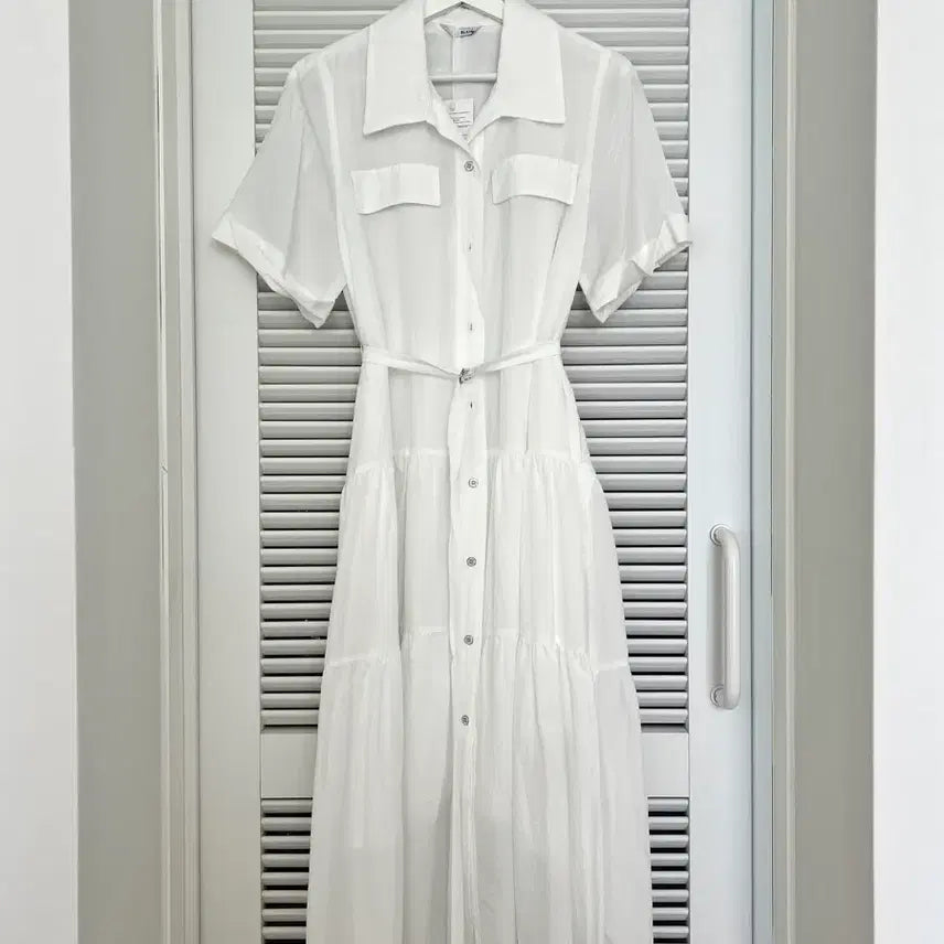 [BUNJANG] Le Shop Blanc Belted Tiered Dress / 르샵블랑 셔츠 카라넥 오픈형 벨티드 티어드 원피스