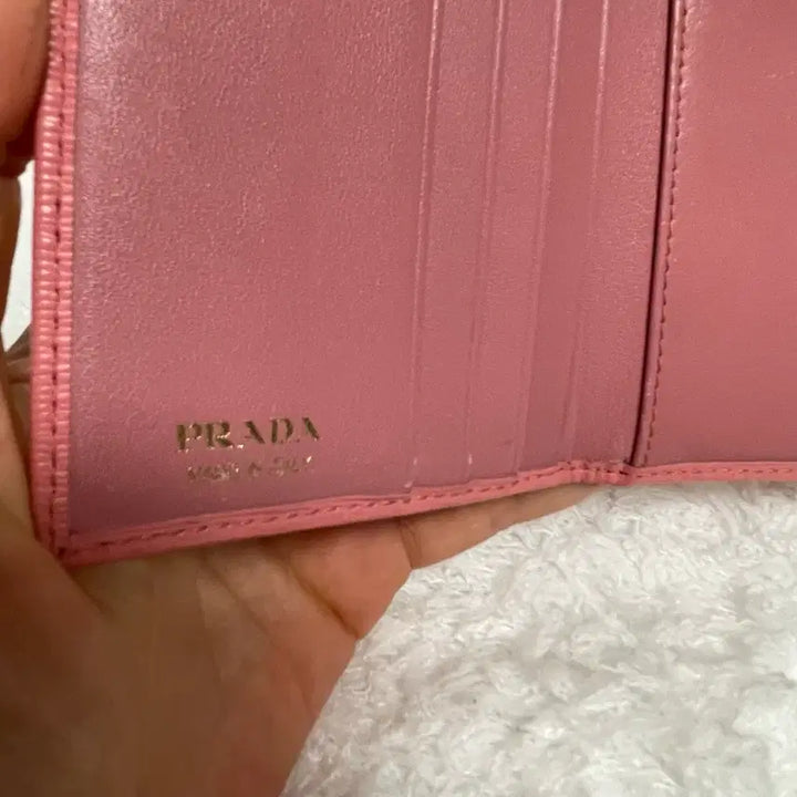 [BUNJANG] Prada Saffiano Geranium Pink Bi-fold Wallet 1MH176 / 프라다 반지갑 제라늄 핑크 1MH176