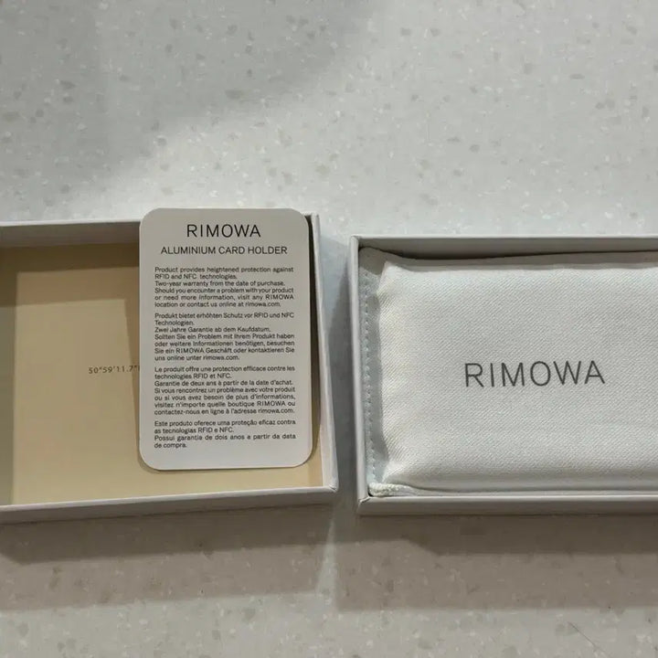 [SOLD OUT] 리모와 알루미늄 카드 홀더