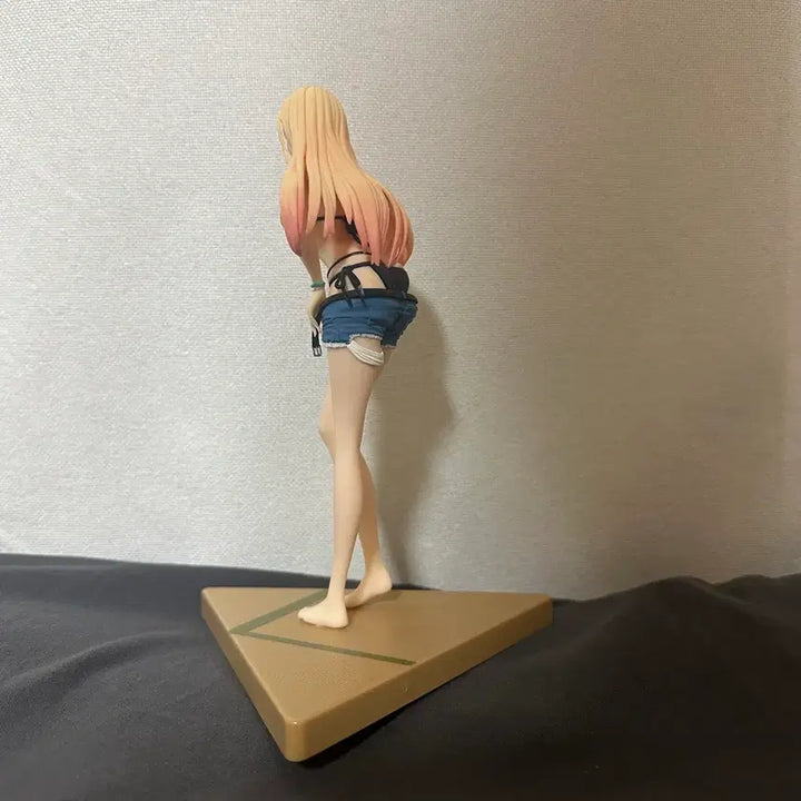 [SOLD OUT] 세가 루미나스타 그비스크돌은사랑을한다 키타가와 마린 피규어