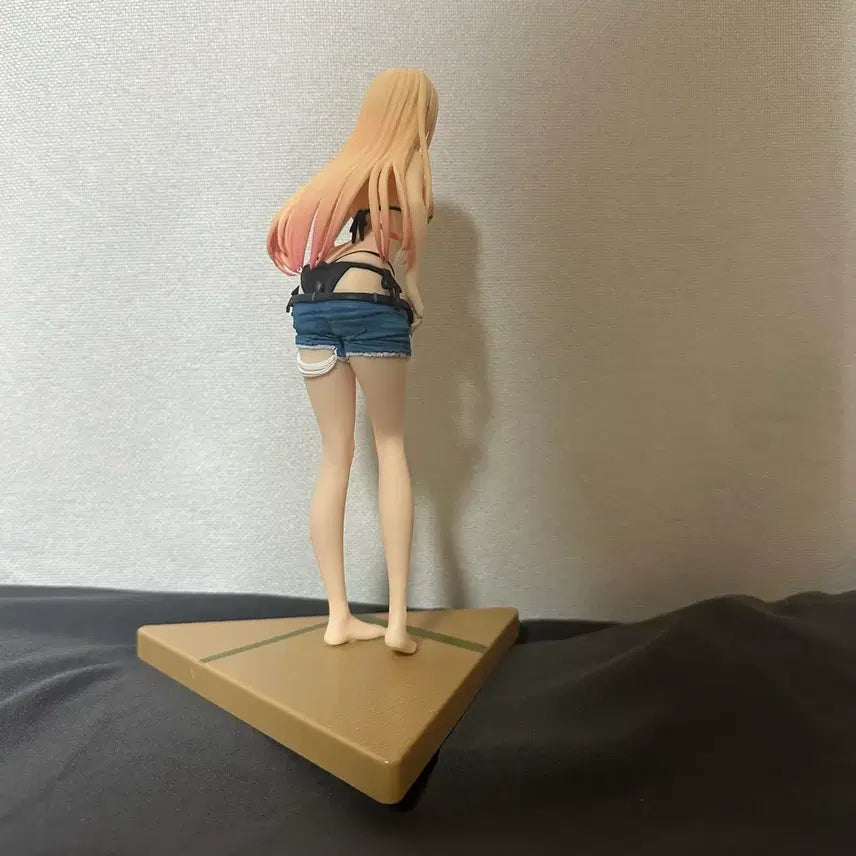 [SOLD OUT] 세가 루미나스타 그비스크돌은사랑을한다 키타가와 마린 피규어