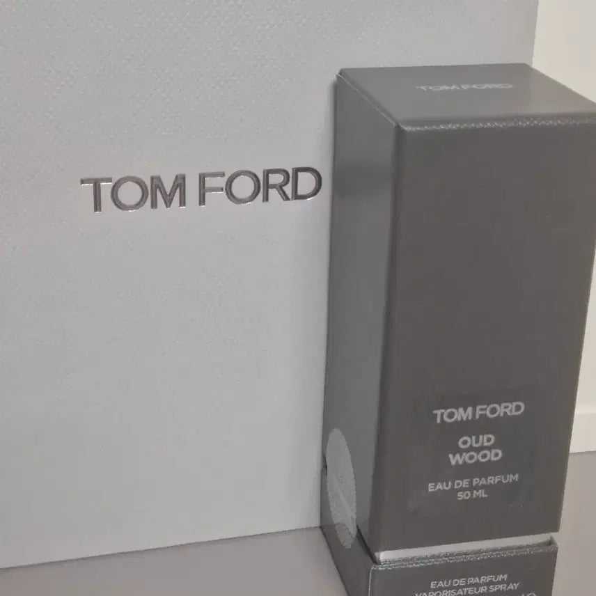 [BUNJANG] Tom Ford Oud Wood Eau de Parfum / 국문택 정품 톰포드 오드우드 새상품 싸게 판매합니다.