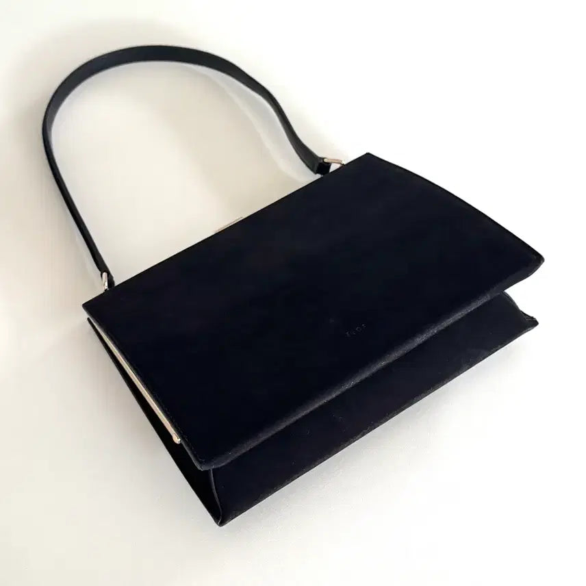 [BUNJANG] Flor Mona Frame Bag Suede Black / Flor 플로르 모나 프레임백 스웨이드