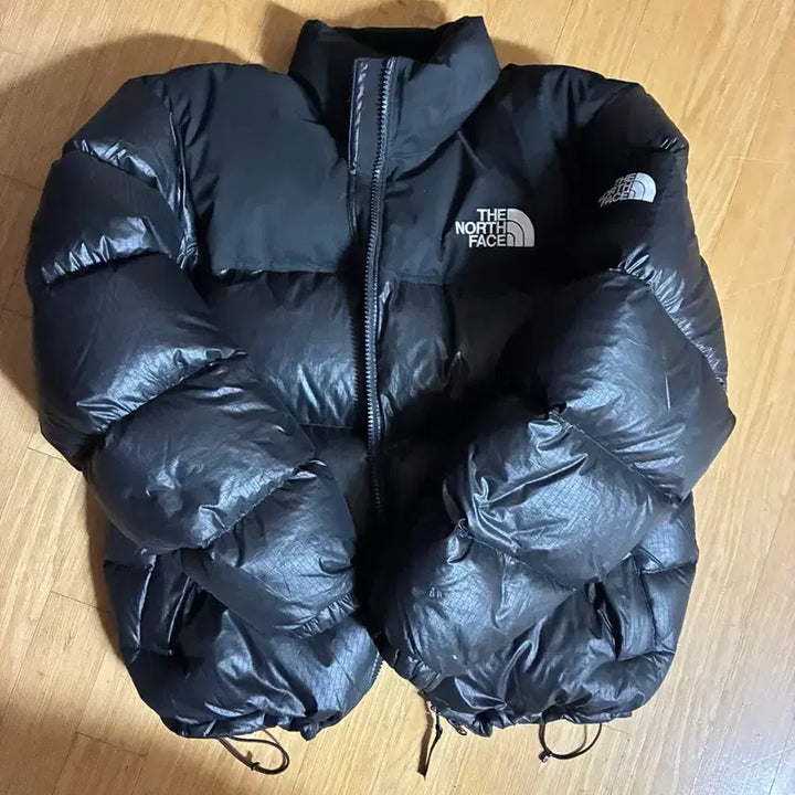 [SOLD OUT] 노스페이스 눕시 25fw (상태좋음)