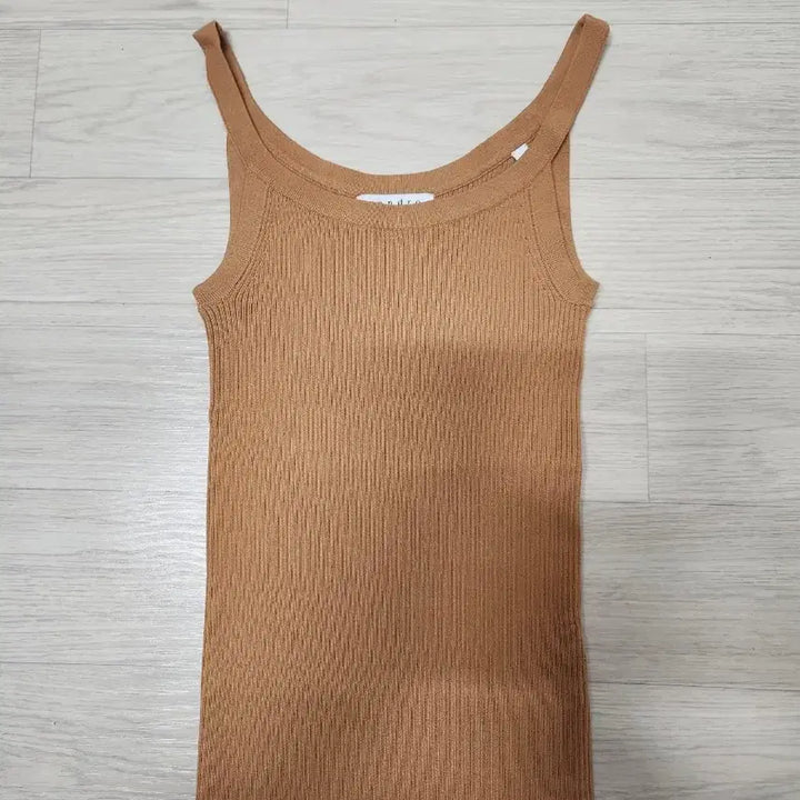 [SOLD OUT] 산드로 골지 니트 탑