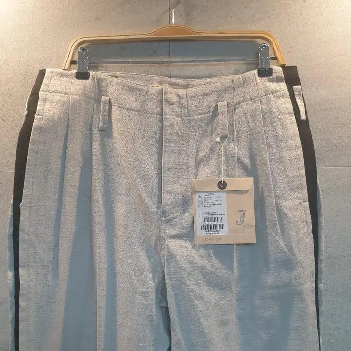 [BUNJANG] Jieor Side Line Pants Ivory / ss시즌 미착! Jieor 아이보리 사이드라인 팬츠.