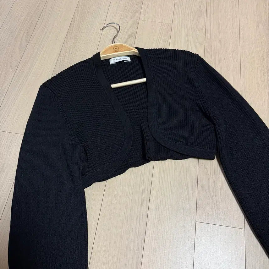 [BUNJANG] Freshlabel Lua Bolero Cardigan Black Ribbed Crop Knit / 프레쉬라벨 루아 볼레로 가디건 블랙 골지 숏 크롭 오픈 스판 니트
