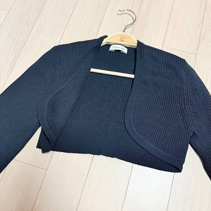 [BUNJANG] Freshlabel Lua Bolero Cardigan Black Ribbed Crop Knit / 프레쉬라벨 루아 볼레로 가디건 블랙 골지 숏 크롭 오픈 스판 니트