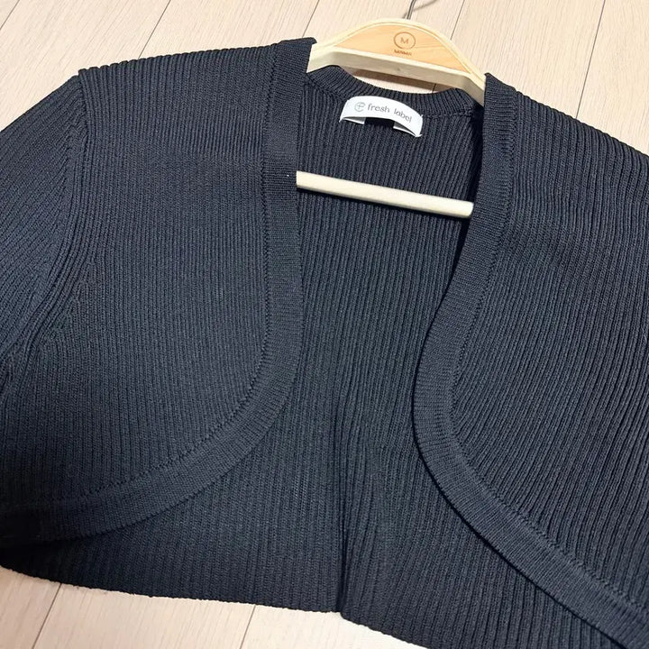 [BUNJANG] Freshlabel Lua Bolero Cardigan Black Ribbed Crop Knit / 프레쉬라벨 루아 볼레로 가디건 블랙 골지 숏 크롭 오픈 스판 니트