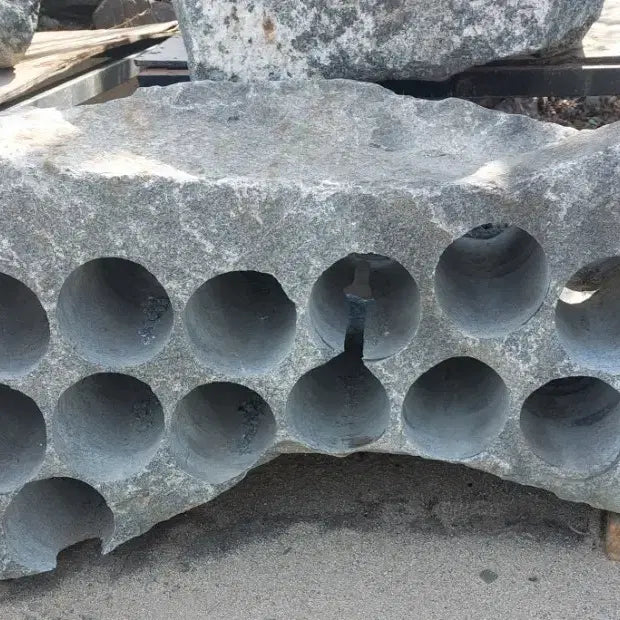 [BUNJANG] Garden Decoration Piercing Stone / 정원장식품 관통석 화단연출용