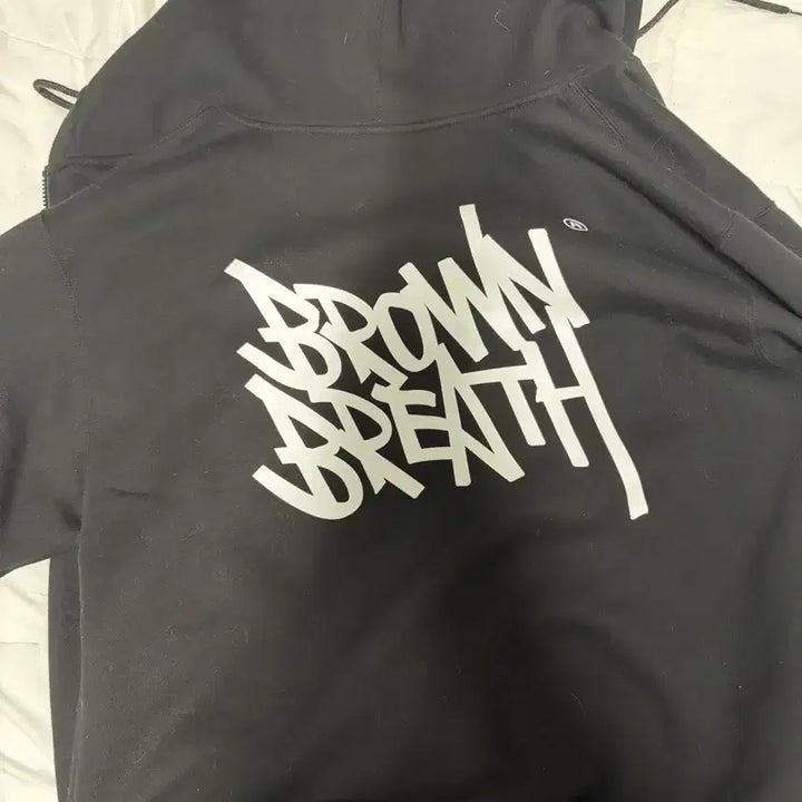 [BUNJANG] Brown Breath Hoodie Black S / 브라운 브레스 후드집업 블랙 s