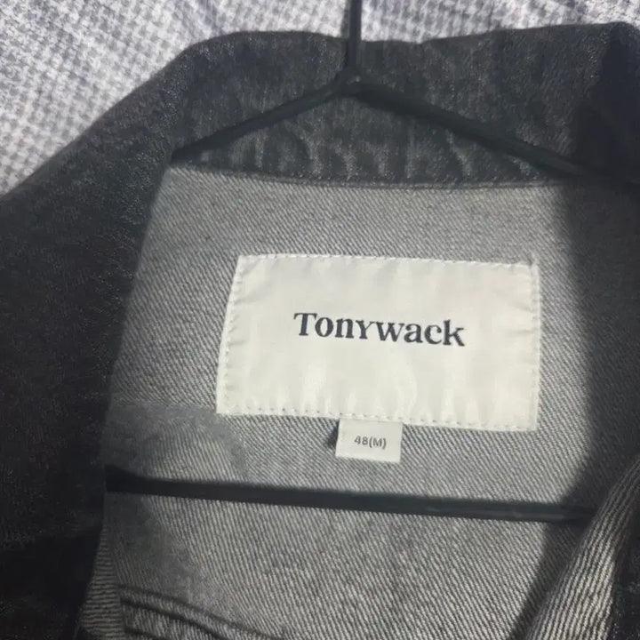 [BUNJANG] Toni Wek Black Denim Trucker Jacket M Size / 토니웩 흑청 데님 트러커 자켓 M사이즈