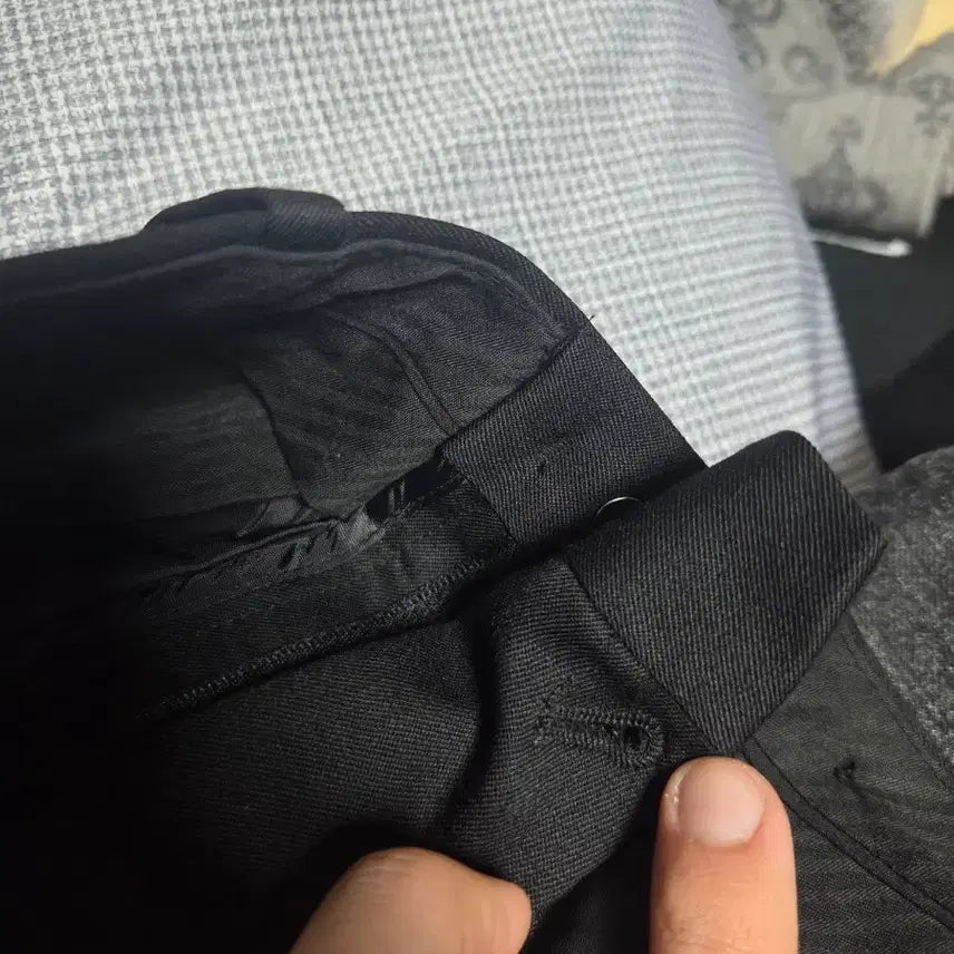 [BUNJANG] Toniqwec Virgin Wool Flare Tailored Trousers Black 28 / 토니웩 버진 울 플레어 테일러드 트라우저 블랙 28사이즈