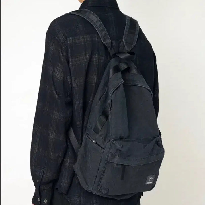 [BUNJANG] Hatching Room Hanroro Backpack / 해칭룸 한로로 백팩