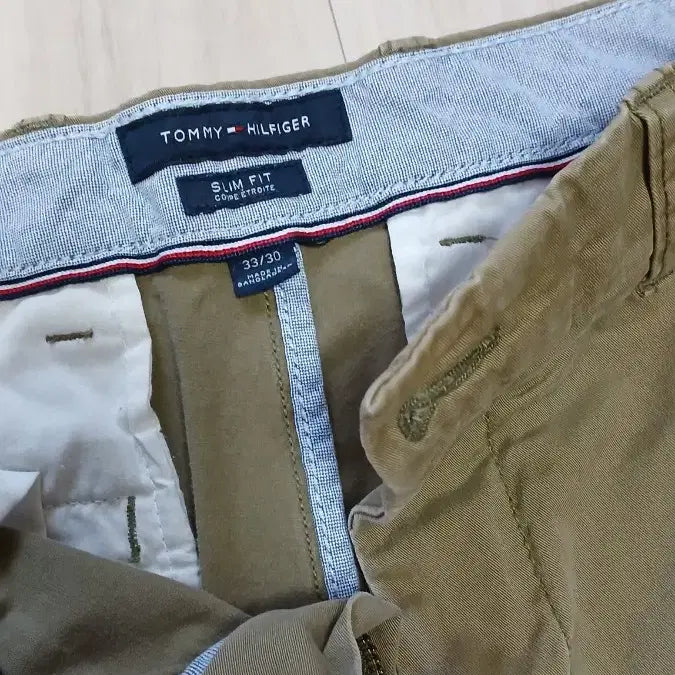 [SOLD OUT] 남성의류 타미휠피거 바지 2장 +폴햄 1장 3장 개당가격이에요