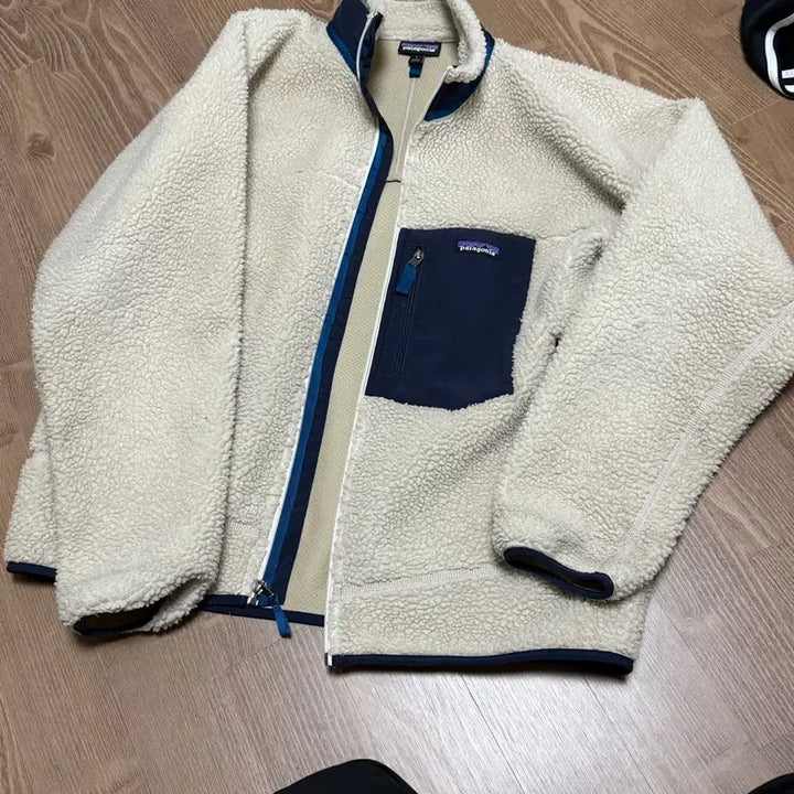 [BUNJANG] Patagonia Retro-X Natural L Size Jacket / 파타고니아 레트로x 정품 네츄럴 L사이즈 판매
