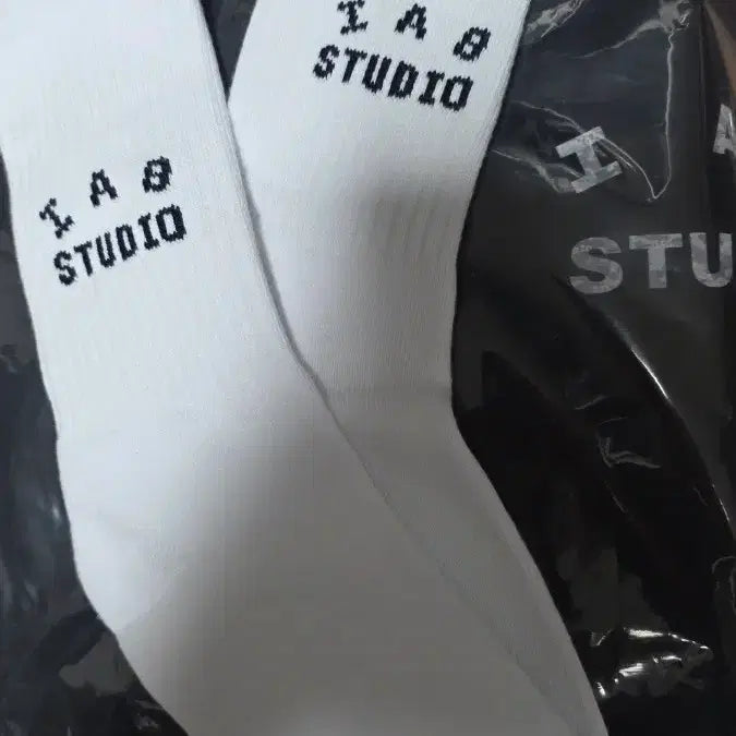 [BUNJANG] IAB Studio Cream Hoodie / IAB STudio후드티 크림 정품 새상품