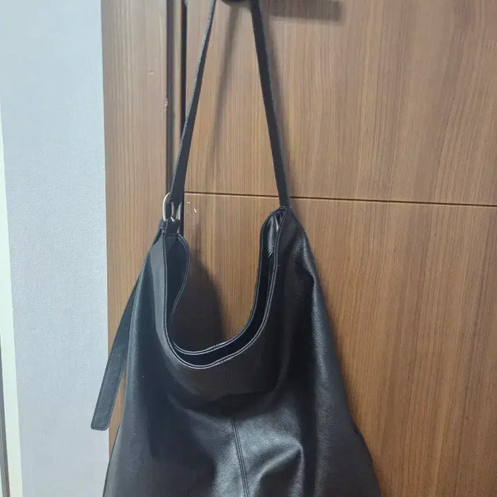 [SOLD OUT] 베르드누아 숄더백