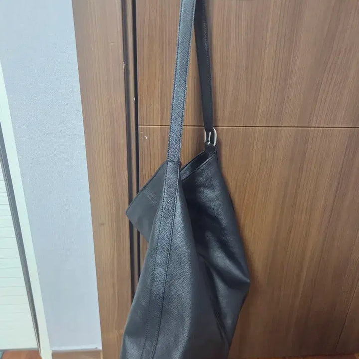 [SOLD OUT] 베르드누아 숄더백