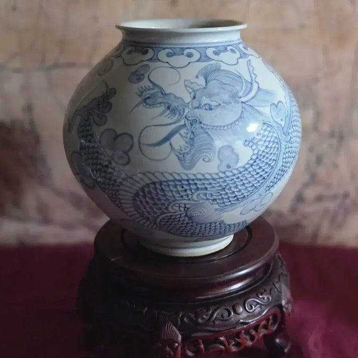 [BUNJANG] Celadon Porcelain Dragon Jar / 청화백자 운용문 달항아리