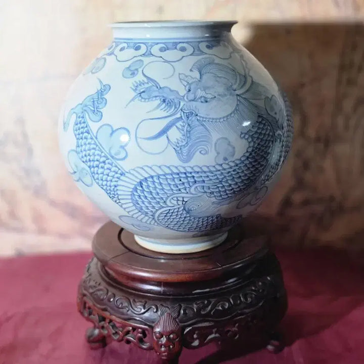 [BUNJANG] Celadon Porcelain Dragon Jar / 청화백자 운용문 달항아리