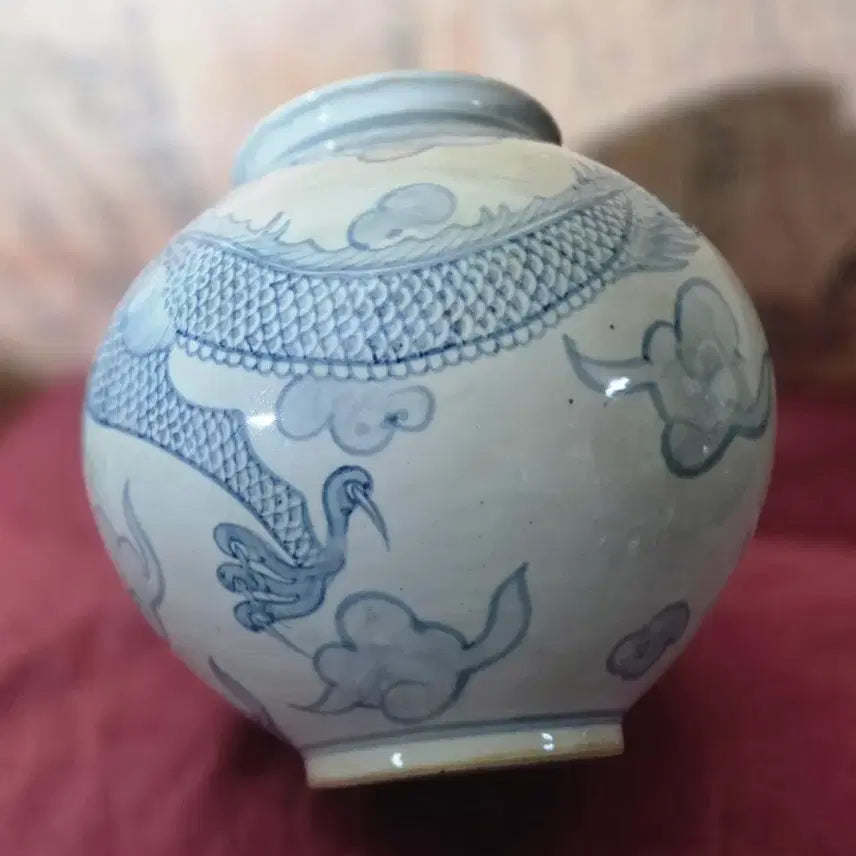 [BUNJANG] Celadon Porcelain Dragon Jar / 청화백자 운용문 달항아리