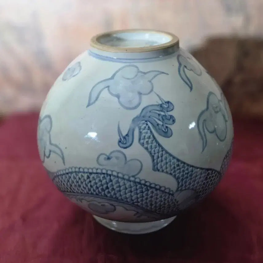[BUNJANG] Celadon Porcelain Dragon Jar / 청화백자 운용문 달항아리