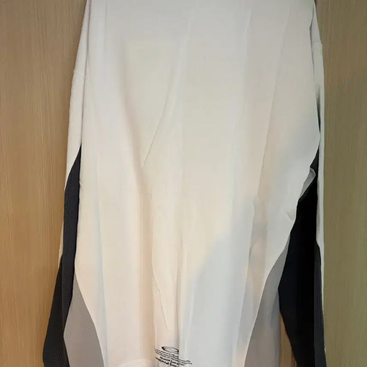 [BUNJANG] Opening Project White Long Sleeve T-Shirt / Opening Project 화이트 롱슬리브 티셔츠