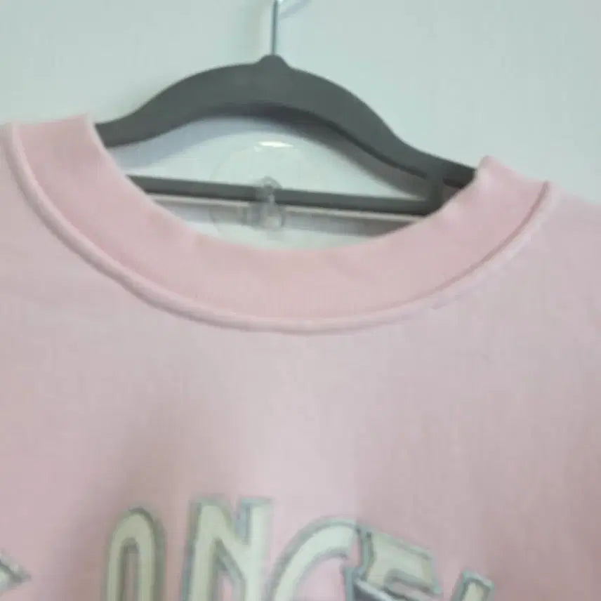 [SOLD OUT] MLB 강아지 맨투맨 90호 핑크 오버핏 ~88까지도 가능