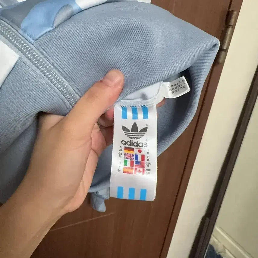 [BUNJANG] 빈티지 아디다스 미시엘리엇 콜라보 카모 트랙탑 블루 그레이 져지 어항 / 빈티지 아디다스 미시엘리엇 콜라보 카모 트랙탑 블루 그레이 져지 어항