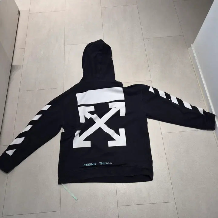 [SOLD OUT] 오프화이트 블랙 애로우 후드티 105